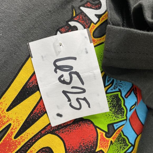 Blink 182 Shirt Womens Medium World Tour 2023 Official Concert Merch Tshirt - Picture 10 of 10